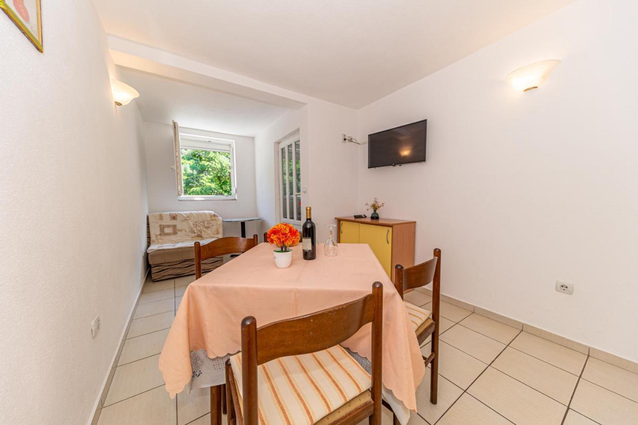 Apartment Knezevic Petrovac 외부 사진