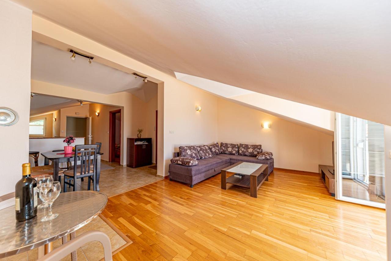 Apartment Knezevic Petrovac 외부 사진