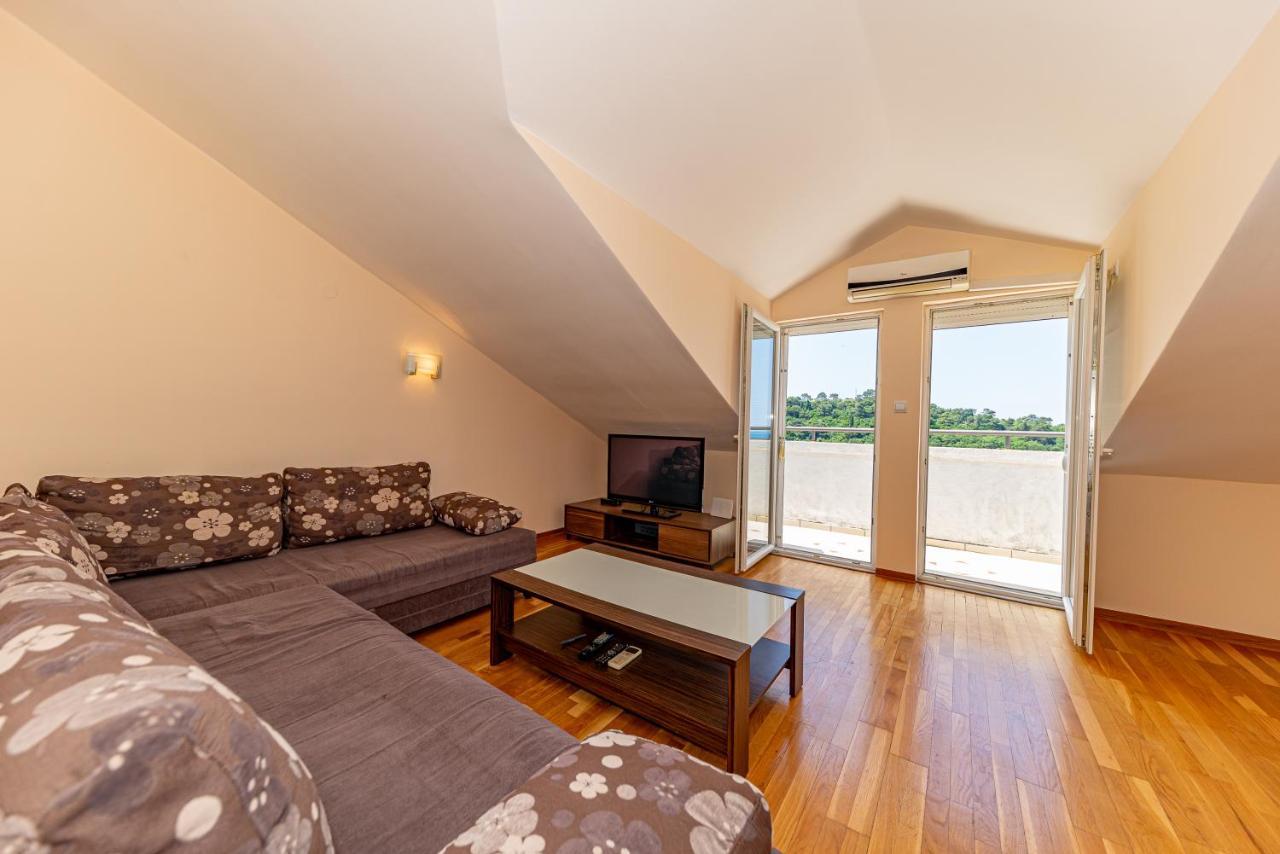 Apartment Knezevic Petrovac 외부 사진