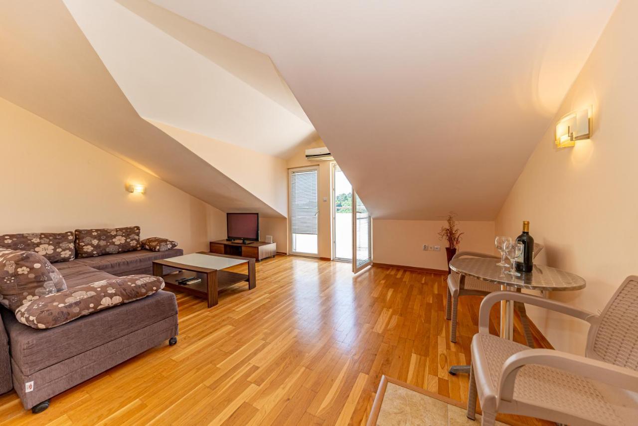 Apartment Knezevic Petrovac 외부 사진