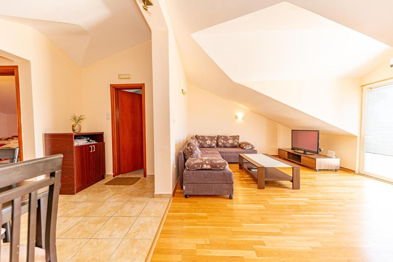 Apartment Knezevic Petrovac 외부 사진