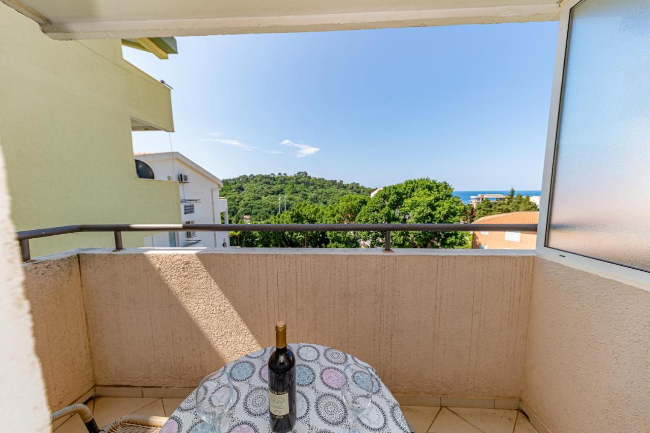 Apartment Knezevic Petrovac 외부 사진